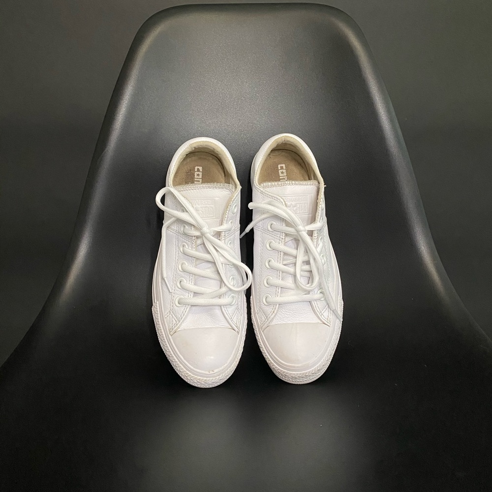White Leather Chuck Taylor - Size 7.5